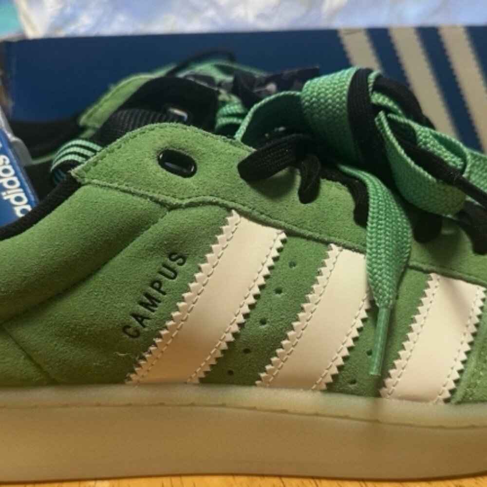 adidas Campus 00s Mens  Semi Screaming Green  HQ8713  NEW LIMITED COLOR .NEW